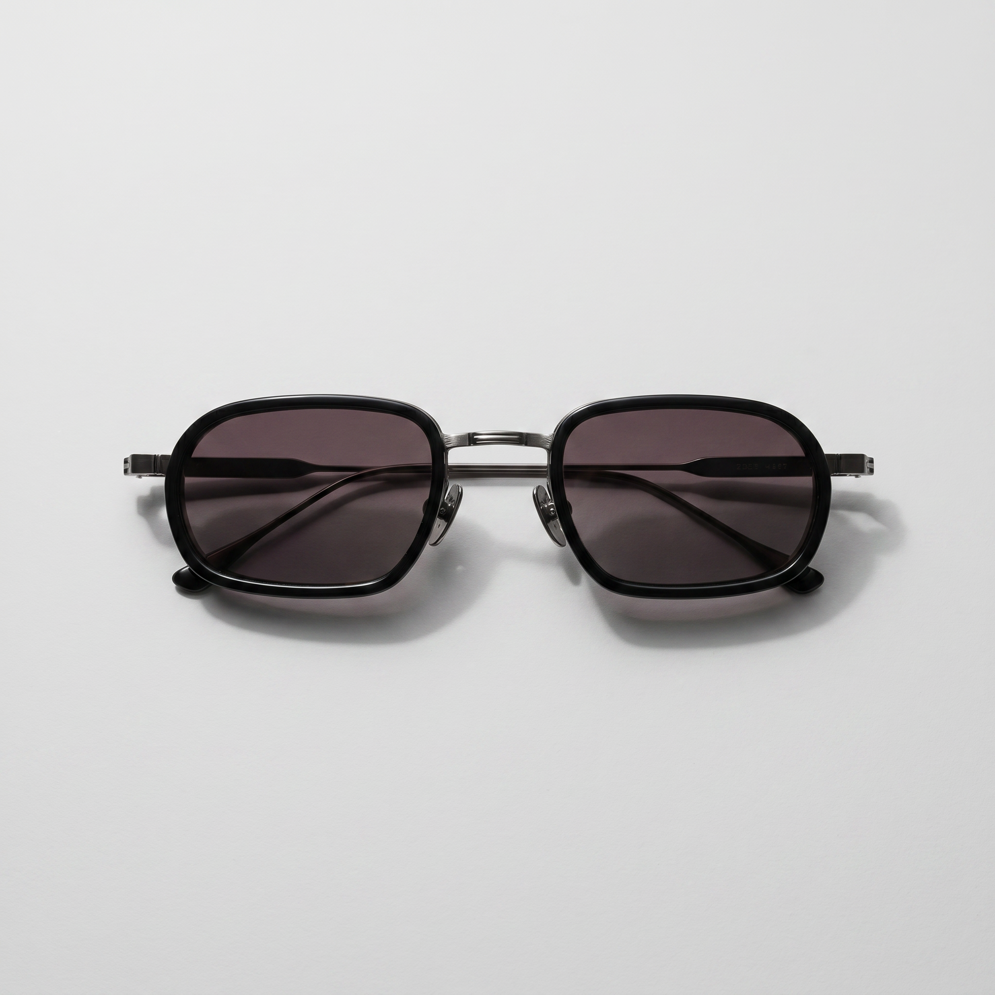 SAINT NOIR ROSE BLACK